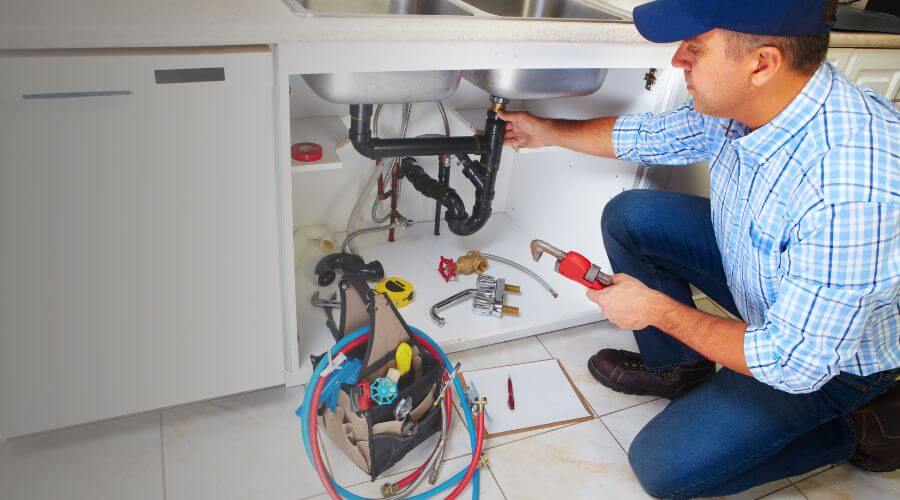 Local expert plumbing services in Hoyleton, IL